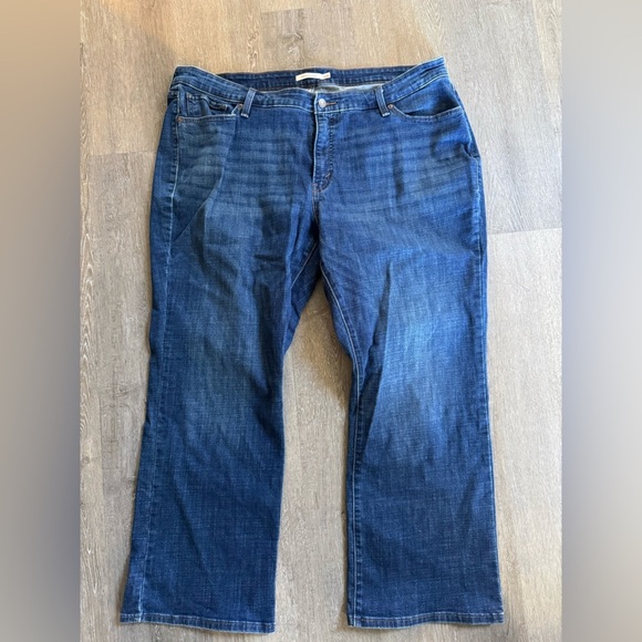 Levi’s 415 Classic Boot Jeans - Picture 2 of 7